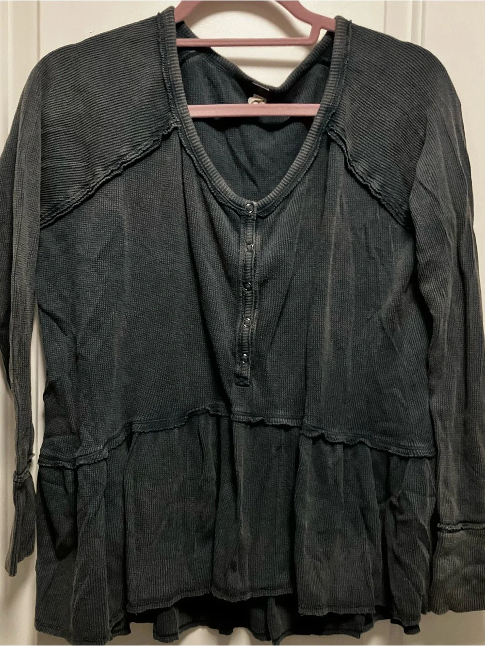 Free People We The Free Thermal Waffle Knit Henley Shirt Gray Women's Size XS - Picture 3 of 15